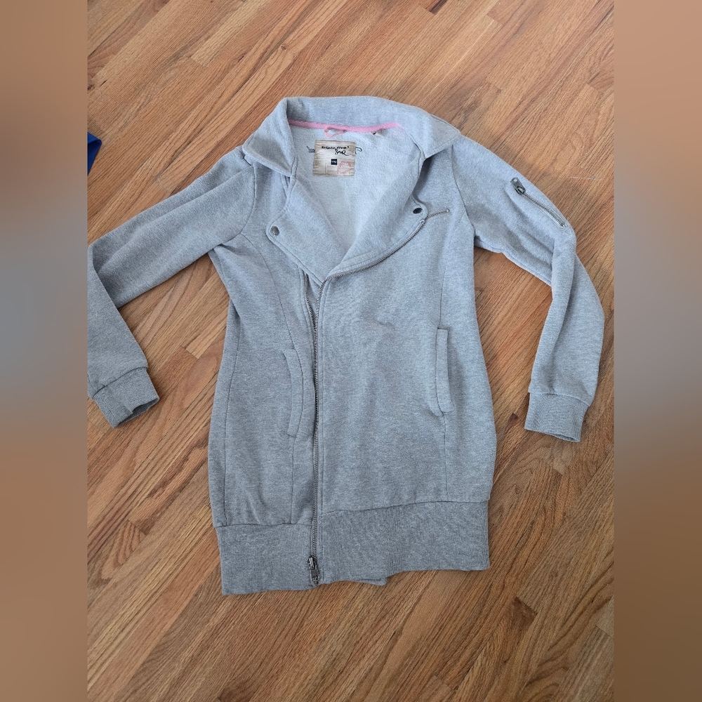 Triple Five Soul Gray Women's Sweater
